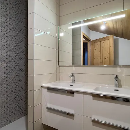 Duplex Spacieux Proche Centre - Animaux Admis Apartamento *